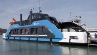 Kompbaleset trtnt a Balatonon, valaki nagyot hibzott