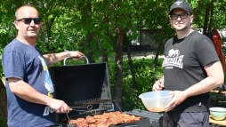 A kerti grillezs akr tragdihoz is vezethet