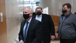 Brutlisan beszltak Pterffyk a miniszternek, a jobboldaliaknak