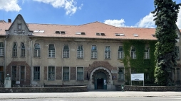 Száz éves a Pécsi Gyermekklinika