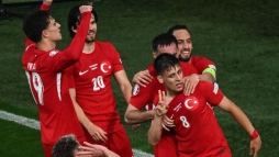 Pazar gólok párbaját nyerte meg Törökország