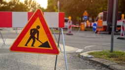 Szalntn mg mindig tart a kzmpts, flplys lezrs van