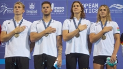 A vizes Eb 4x200 mteres vegyes gyorsvlt szmban is aranyrmet szereztek a magyarok