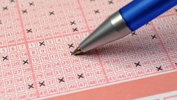 Itt vannak a hatoslott nyerszmai