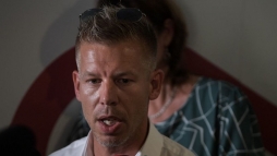 Mg Magyar Pter kvetinek is sok a politikus botrnyos viselkedse