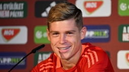 Csoboth: el tudom kpzelni, hogy amikor kapuft lttem, mit mvelt otthon a fater