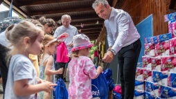 Mltai Szeretetszolglat: tbb ezer rszorul gyermek kap higiniai paprtermkeket