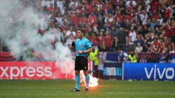 Erdlyi br dirigl a magyarok sorsrl dnt meccsen