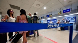 Hatsgi ellenrzst indtott a kormnyhivatal a fapados lgitrsasgokkal szemben