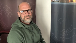 Pusker Pter, a Zsolnay Fnyfesztivl mvszeti vezetje volt vendgnk