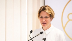 Hornung gnes: egyre tbben veszik ignybe a csok pluszt s a falusi csokot