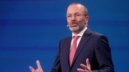 Nacsa Lrinc: Manfred Weber egy valdi hungarofb ember (vide)