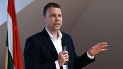 Menczer Tams: Weber clja, hogy a magyar tanrok s vnk ne kaphassk meg a bremelsket (vide)