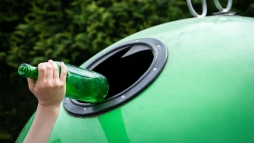 Lejrt a hatrid: a mai naptl kezdve csak visszavlthat palackok hozhatk forgalomba