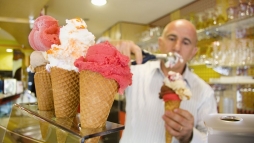 Orszgszerte kzel nyolcszz vidki cukrszda ignyelhet vissza nem trtend tmogatst