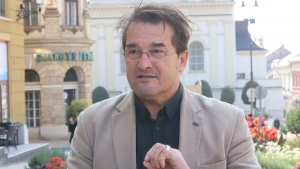 Jelents elrelps a hirdi lmps keresztezds gyben