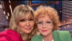 Megrendt videval bcsznak kollgi Hadas Kriszttl